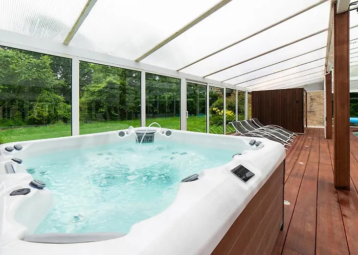 Avec Piscine Privee Willa